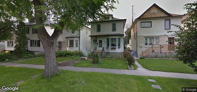 Larawan ng 44 Cobourg Avenue sa Winnipeg, Manitoba