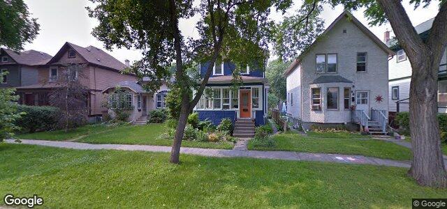 Larawan ng 68 Cobourg Avenue sa Winnipeg, Manitoba