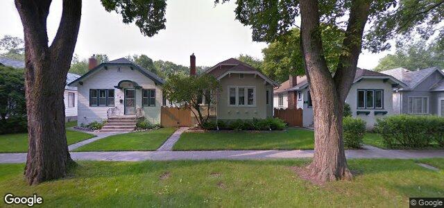 Larawan ng 68 Harbison Avenue W sa Winnipeg, Manitoba