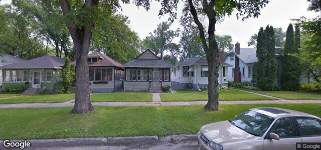 Larawan ng 69 Harbison Avenue W sa Winnipeg, Manitoba