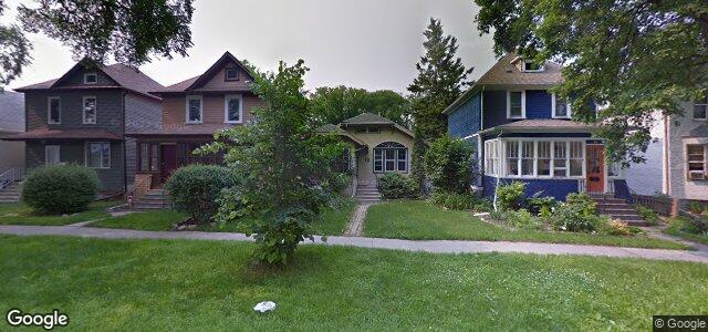 Larawan ng 70 Cobourg Avenue sa Winnipeg, Manitoba