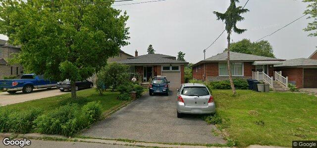 Larawan ng 74 Hart Avenue sa Winnipeg, Manitoba