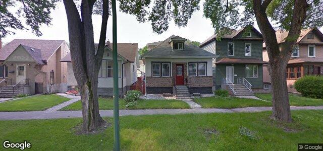 Larawan ng 76 Cobourg Avenue sa Winnipeg, Manitoba