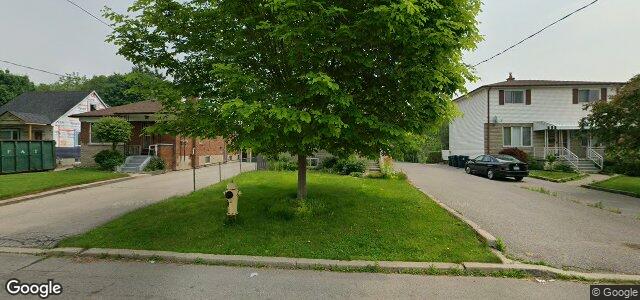 Larawan ng 77 Hart Avenue sa Winnipeg, Manitoba