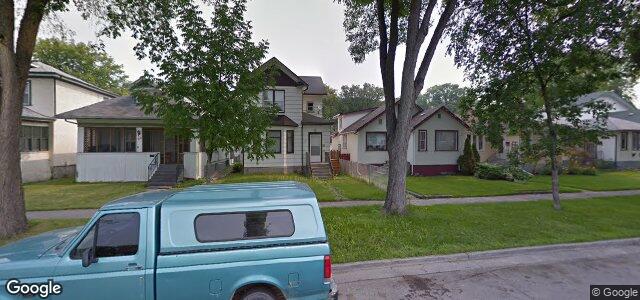 Larawan ng 81 Carmen Avenue sa Winnipeg, Manitoba