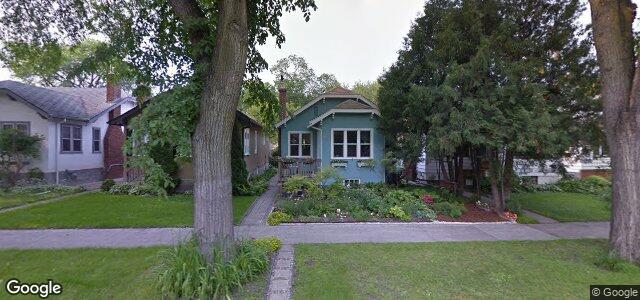 Larawan ng 82 Harbison Avenue W sa Winnipeg, Manitoba