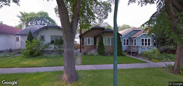 Larawan ng 84 Harbison Avenue W sa Winnipeg, Manitoba
