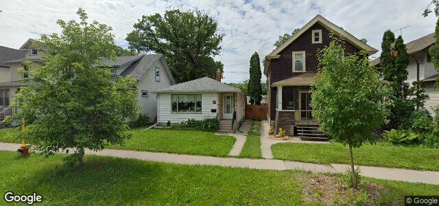 Larawan ng 84 Martin Avenue W sa Winnipeg, Manitoba