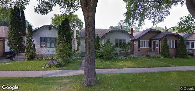 Photo of 86 Harbison Avenue W in Winnipeg, Manitoba