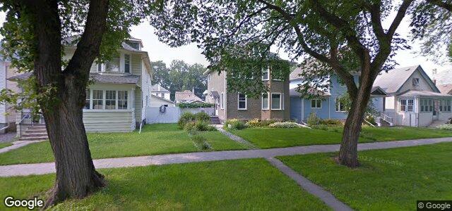 Larawan ng 92 Cobourg Avenue sa Winnipeg, Manitoba