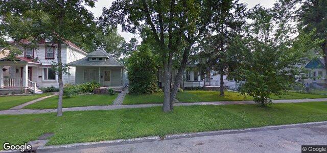 Larawan ng 93 Harbison Avenue W sa Winnipeg, Manitoba