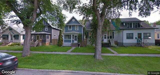Larawan ng 95 Cobourg Avenue sa Winnipeg, Manitoba