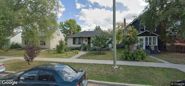 Larawan ng 10 Carriere Avenue sa Winnipeg, Manitoba