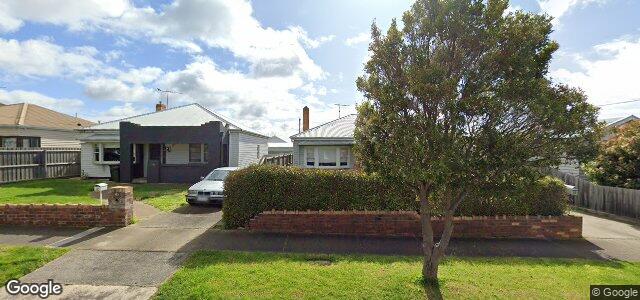 Larawan ng 10 Clonard Avenue sa Winnipeg, Manitoba