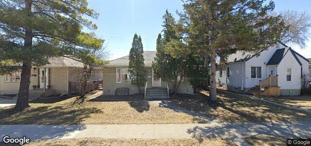 Larawan ng 102 Bank Avenue sa Winnipeg, Manitoba