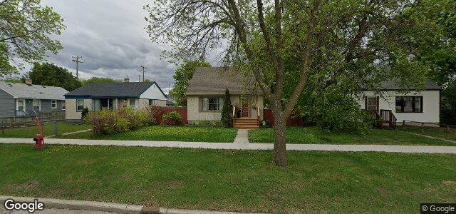 Larawan ng 102 Blenheim Avenue sa Winnipeg, Manitoba