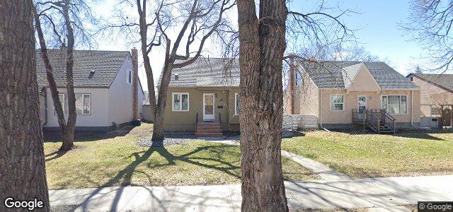Larawan ng 102 Handyside Avenue sa Winnipeg, Manitoba