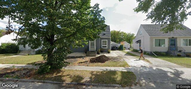 Larawan ng 102 Stranmillis Avenue sa Winnipeg, Manitoba