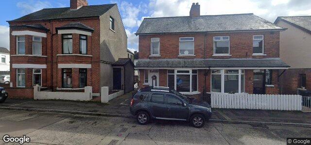 Larawan ng 104 Dunraven Avenue sa Winnipeg, Manitoba