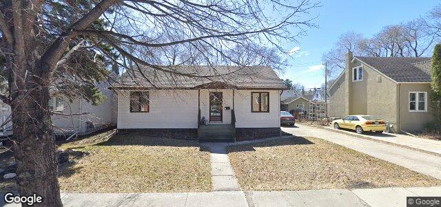 Larawan ng 104 Pilgrim Avenue sa Winnipeg, Manitoba