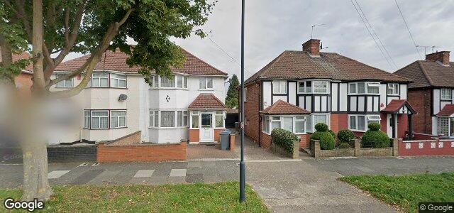 Photo of 104 Vivian Avenue in Winnipeg, Manitoba