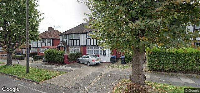 Larawan ng 105 Vivian Avenue sa Winnipeg, Manitoba