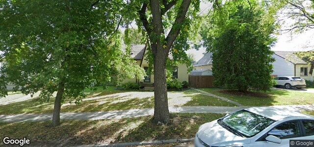 Larawan ng 106 Clonard Avenue sa Winnipeg, Manitoba