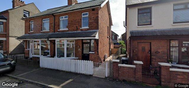 Larawan ng 106 Dunraven Avenue sa Winnipeg, Manitoba