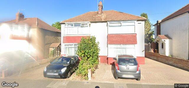 Larawan ng 106 Haig Avenue sa Winnipeg, Manitoba