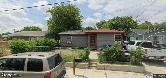 Larawan ng 106 Humboldt Avenue sa Winnipeg, Manitoba