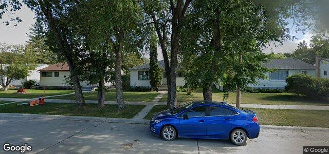 108 Carriere Avenue（加拿大曼尼托巴省溫尼伯市）房屋照片