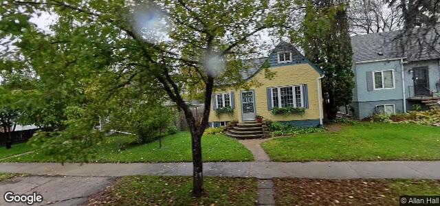 Larawan ng 110 Ellesmere Avenue sa Winnipeg, Manitoba