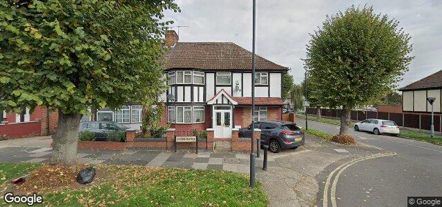 Larawan ng 110 Vivian Avenue sa Winnipeg, Manitoba