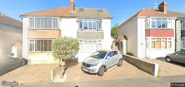 Larawan ng 114 Haig Avenue sa Winnipeg, Manitoba