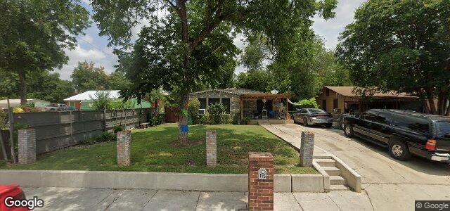 Larawan ng 115 Humboldt Avenue sa Winnipeg, Manitoba