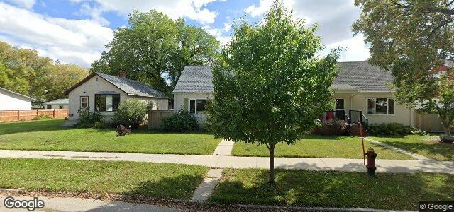 Larawan ng 120 Dunraven Avenue sa Winnipeg, Manitoba