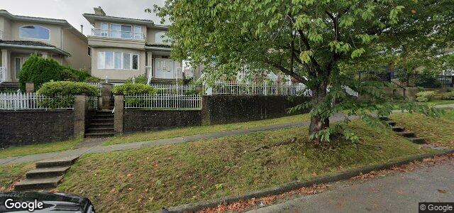 Larawan ng 123 Ellesmere Avenue sa Winnipeg, Manitoba