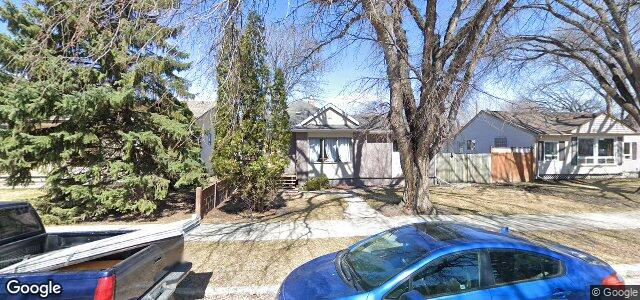 Larawan ng 123 Humboldt Avenue sa Winnipeg, Manitoba