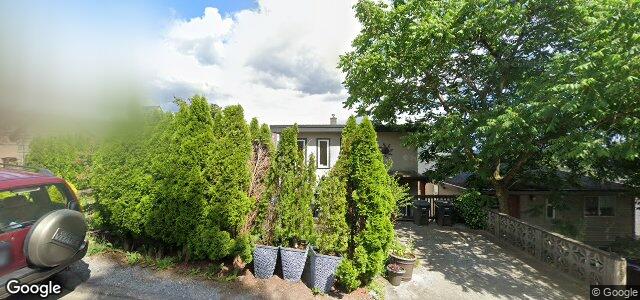 Larawan ng 130 Ellesmere Avenue sa Winnipeg, Manitoba