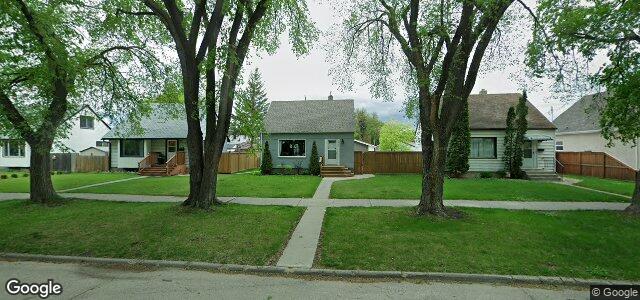 Photo of 131 Blenheim Avenue in Winnipeg, Manitoba