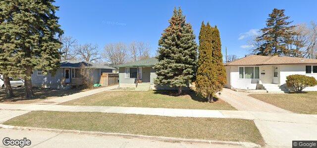 Larawan ng 135 Bank Avenue sa Winnipeg, Manitoba