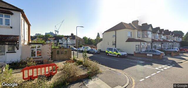 Larawan ng 14 Blenheim Avenue sa Winnipeg, Manitoba