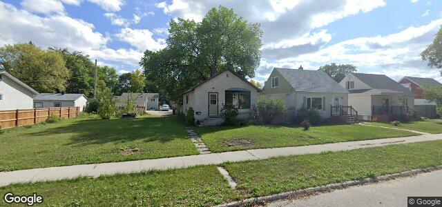 140 Dunraven Avenue（加拿大曼尼托巴省温尼伯市）房屋照片