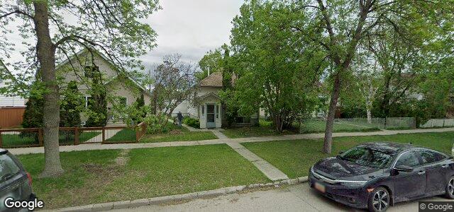 Photo of 141 Blenheim Avenue in Winnipeg, Manitoba