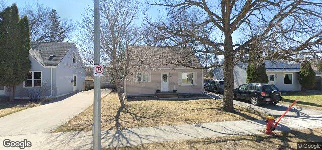 Larawan ng 144 Bank Avenue sa Winnipeg, Manitoba