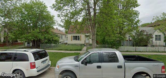 Larawan ng 145 Blenheim Avenue sa Winnipeg, Manitoba