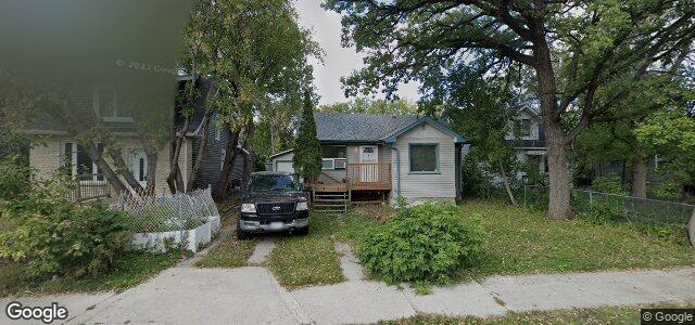 Larawan ng 145 Morier Avenue sa Winnipeg, Manitoba