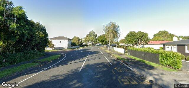 Larawan ng 15 Avondale Road sa Winnipeg, Manitoba