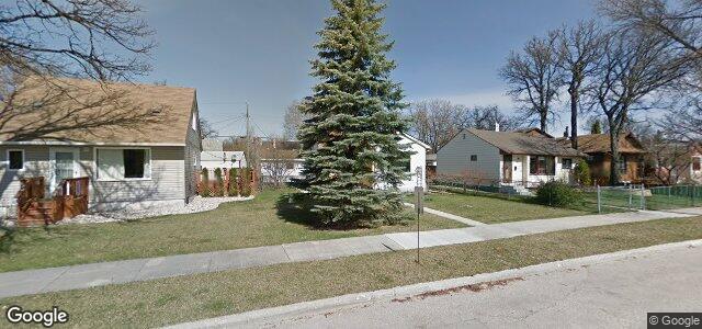 Larawan ng 165 Humboldt Avenue sa Winnipeg, Manitoba