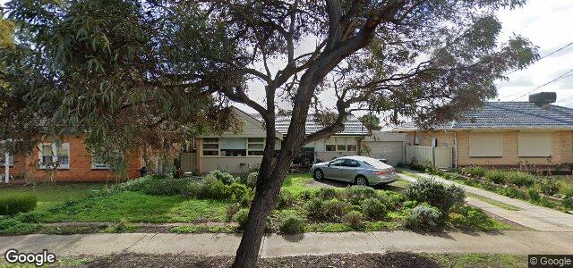 Larawan ng 17 Essex Avenue sa Winnipeg, Manitoba